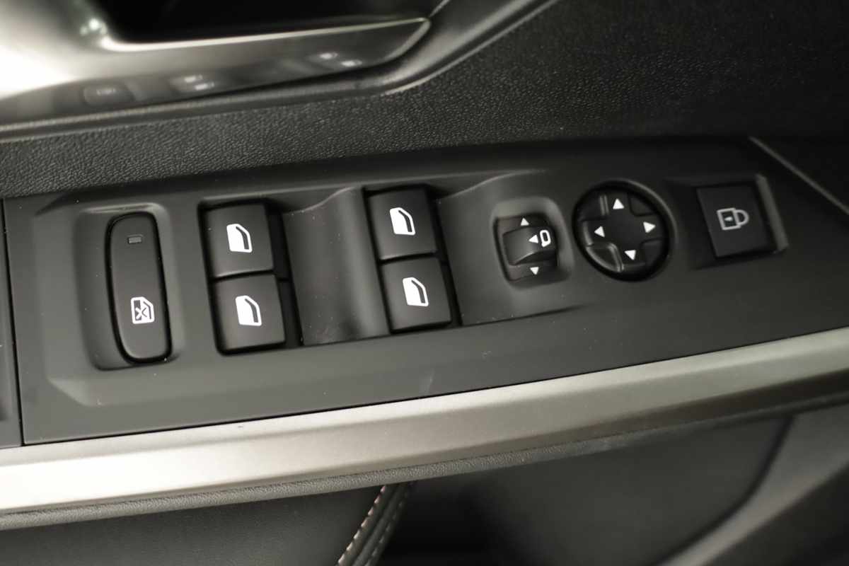 peugeot-3008-2025-gasolina-1199cc