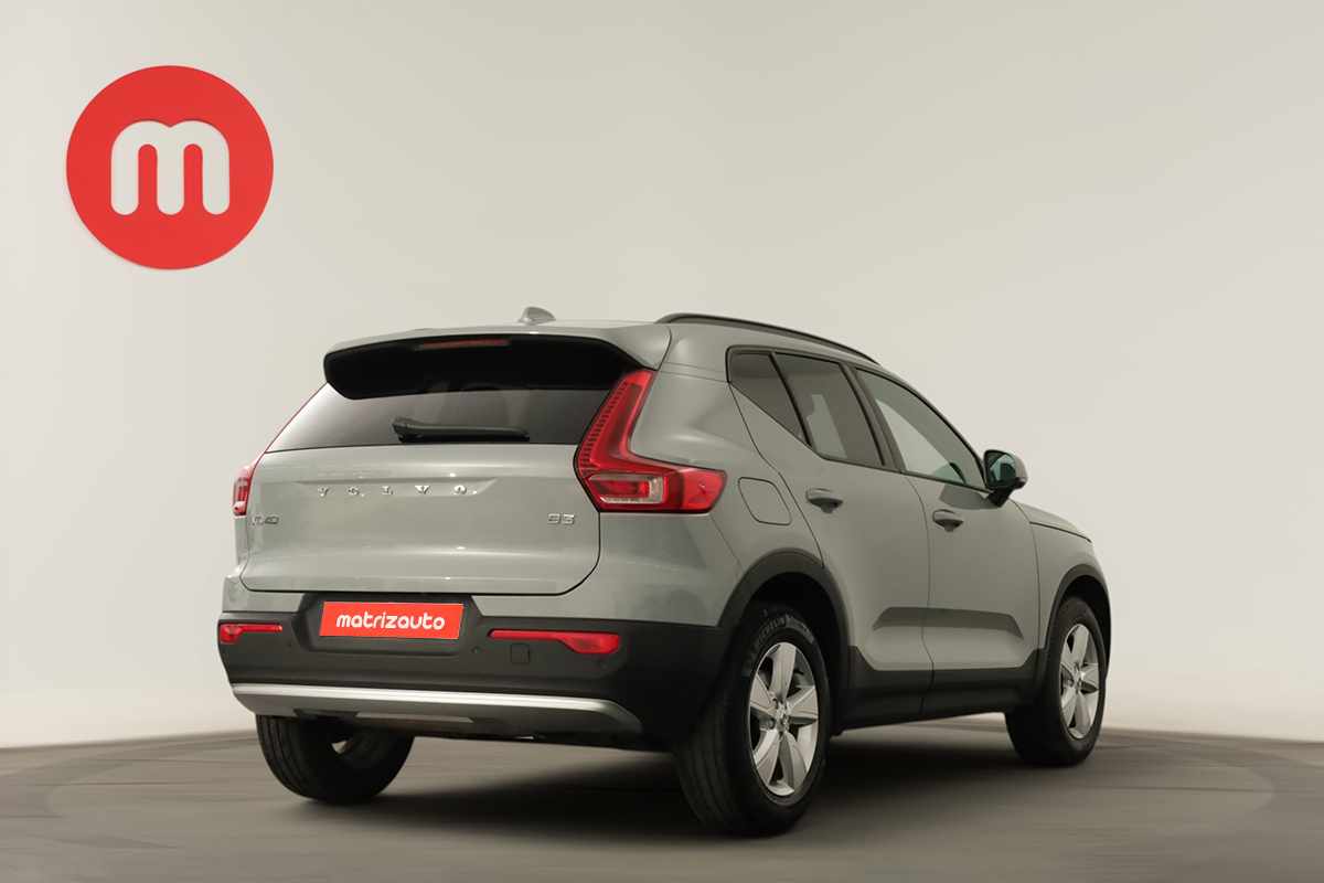 volvo-xc40-2025-gasolina-1969cc