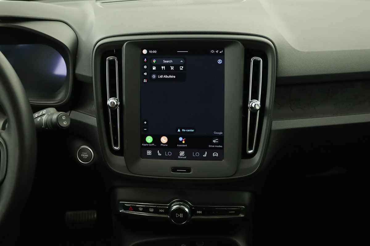 volvo-xc40-2025-gasolina-1969cc
