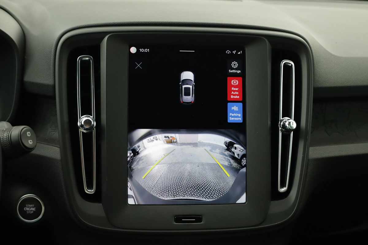volvo-xc40-2025-gasolina-1969cc