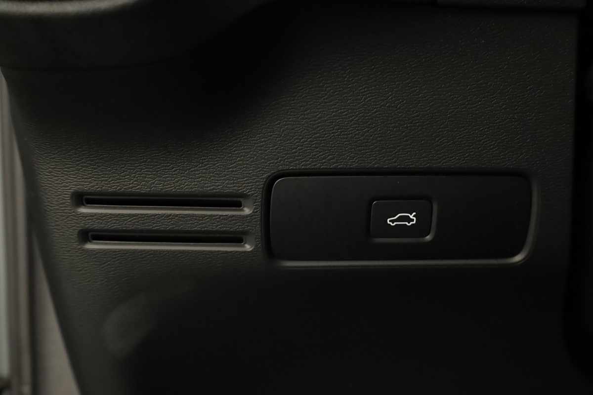volvo-xc40-2025-gasolina-1969cc