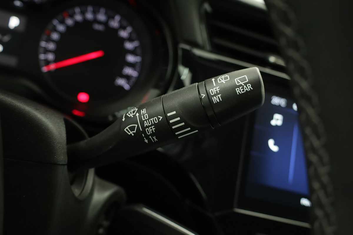 opel-corsa-2025-gasolina-1199cc