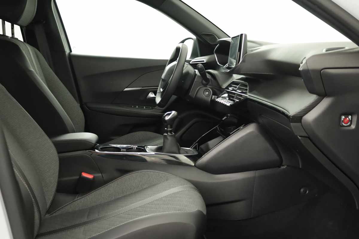 peugeot-2008-2025-gasolina-1199cc