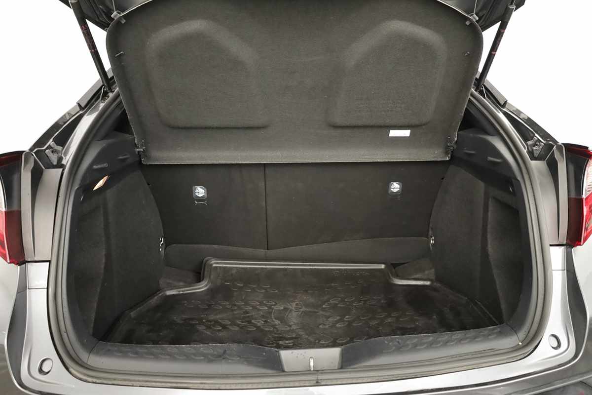 toyota-c-hr-2023-gasolina-1798cc