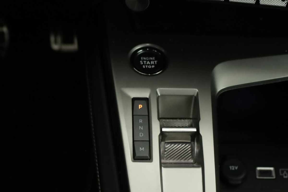 peugeot-308-2024-gasolina-1199cc