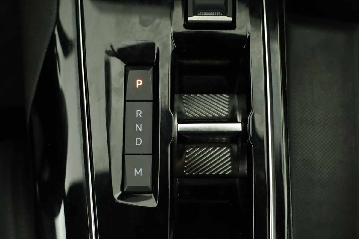peugeot-3008-2024-gasolina-1199cc