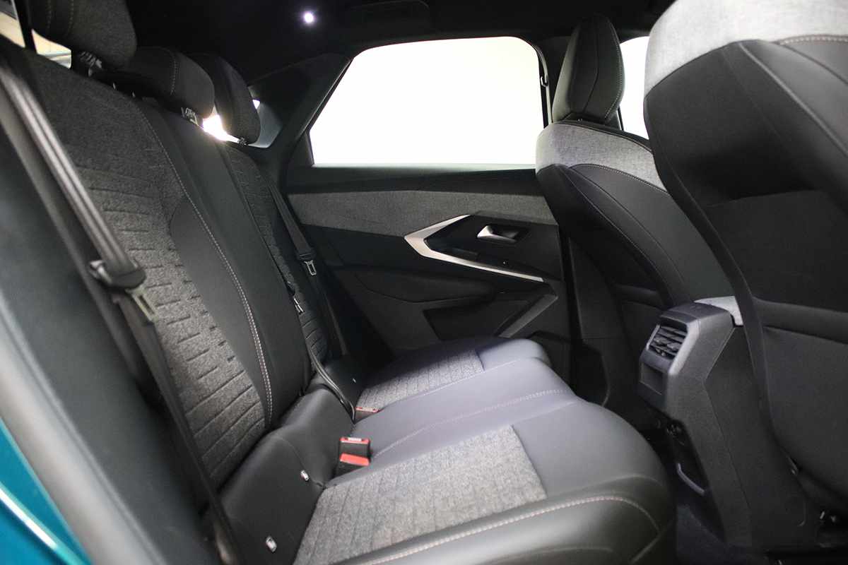 peugeot-3008-2025-gasolina-1199cc