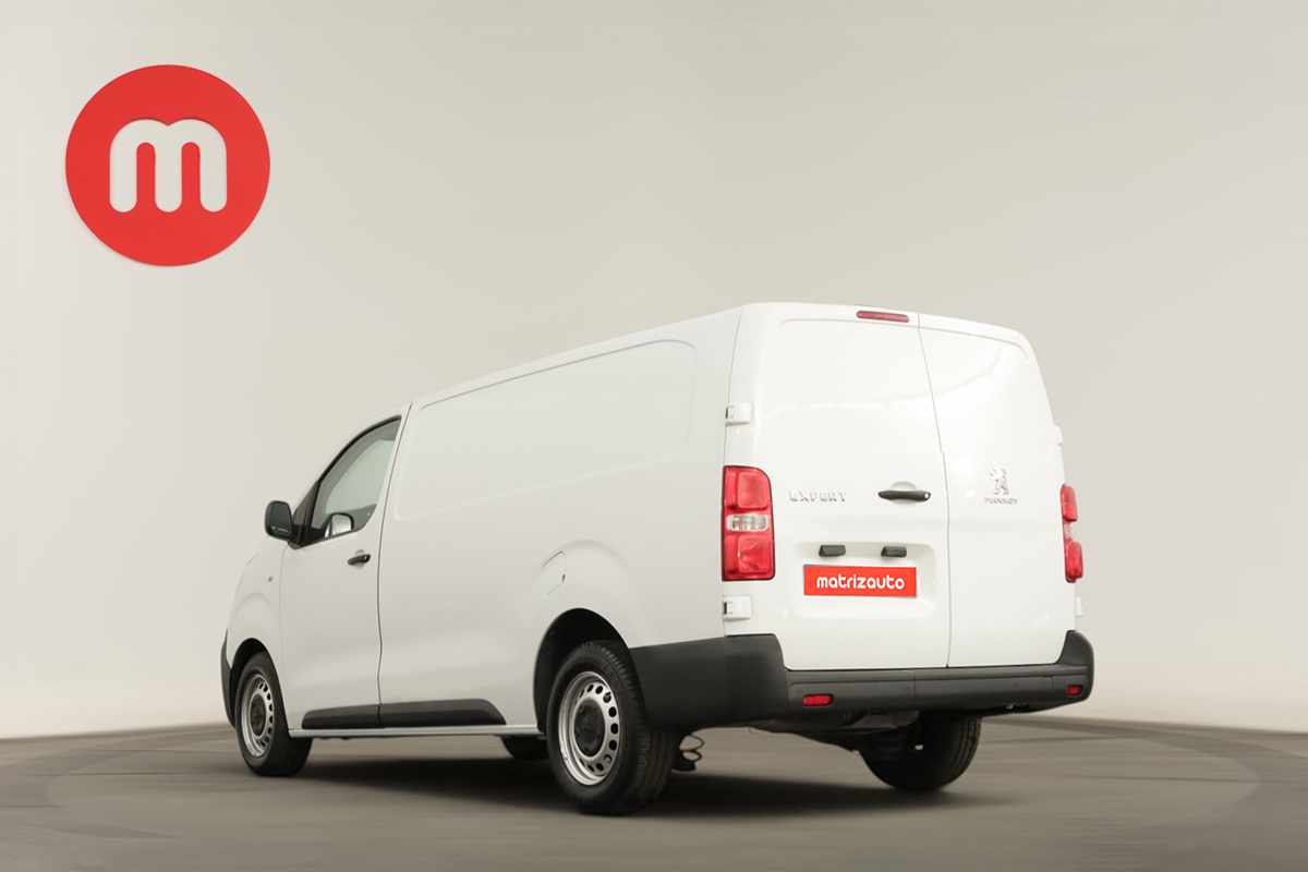 peugeot-expert-2023-diesel-1499cc