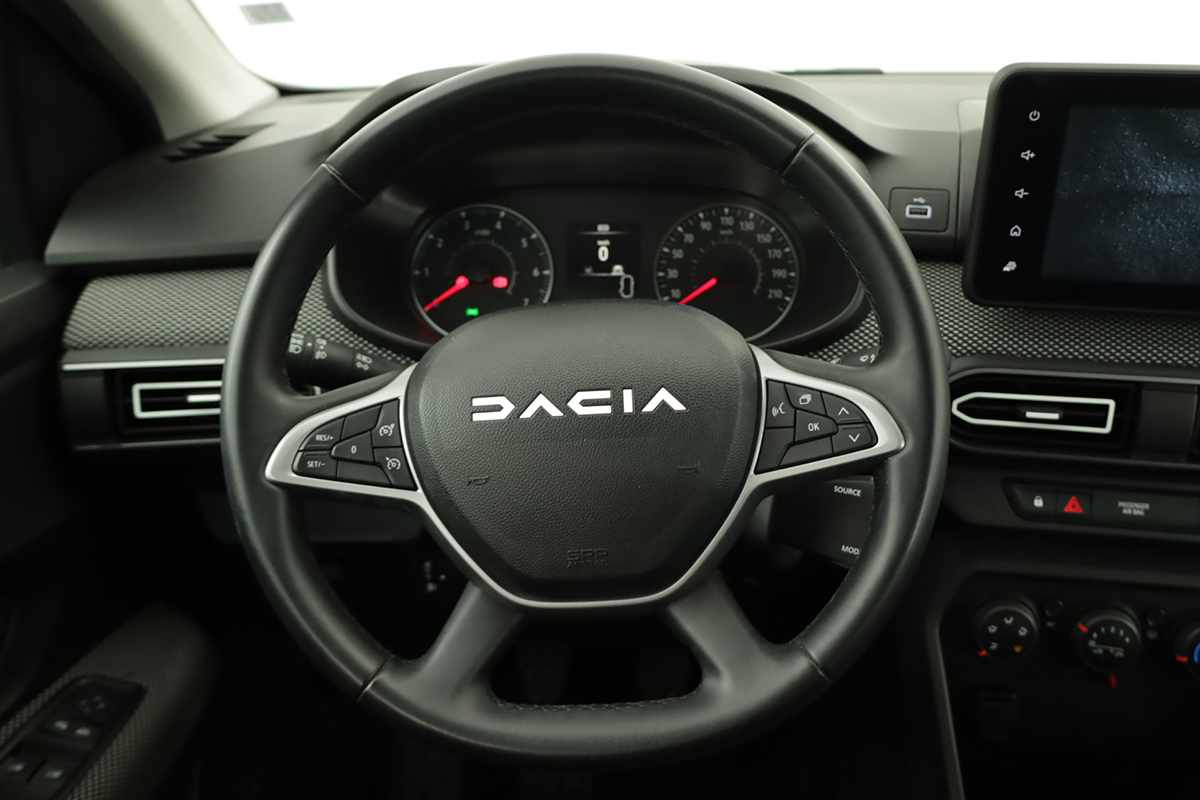 dacia-sandero-2024-gasolina-999cc