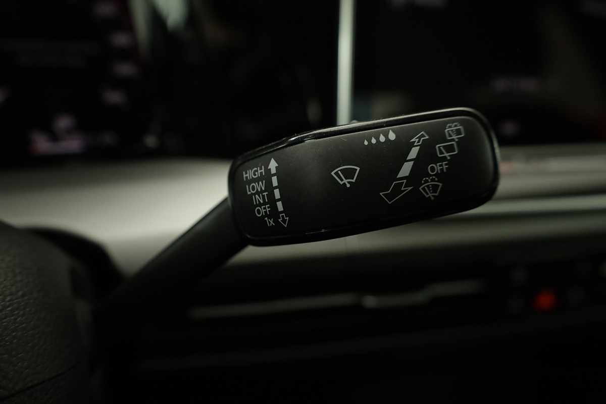 volkswagen-golf-2025-hibrido-a-gasolina-1498cc