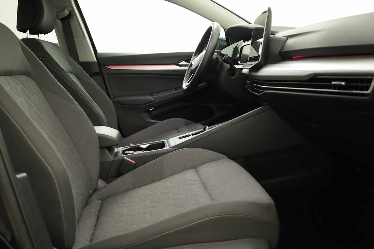 volkswagen-golf-2025-hibrido-a-gasolina-1498cc
