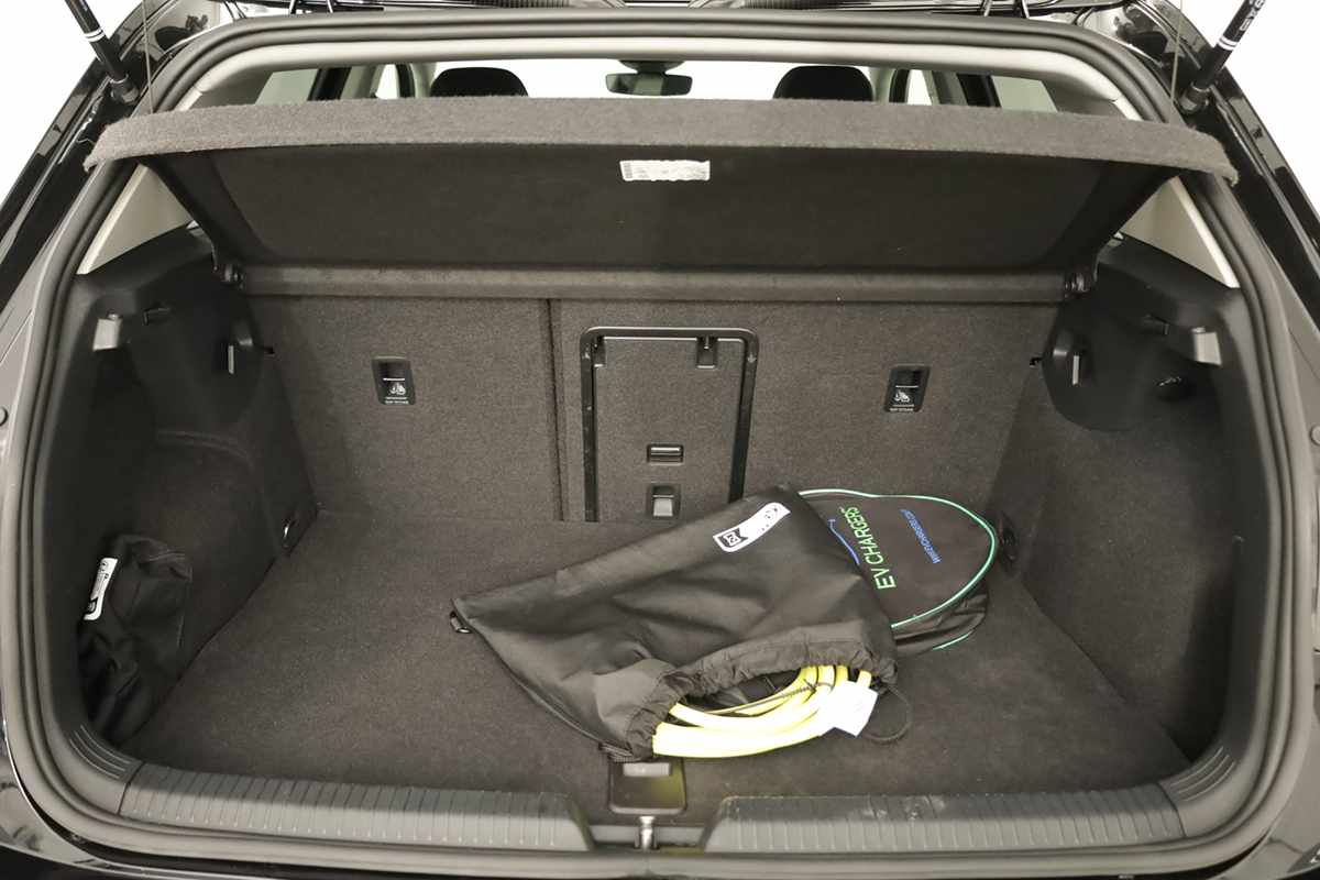 volkswagen-golf-2025-hibrido-a-gasolina-1498cc