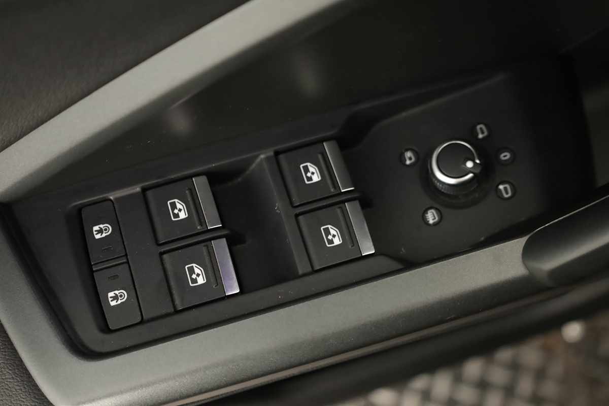 audi-q3-2024-hibrido-a-gasolina-1395cc