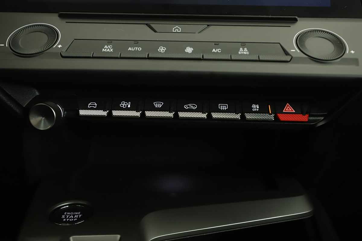 peugeot-308-2024-gasolina-1199cc