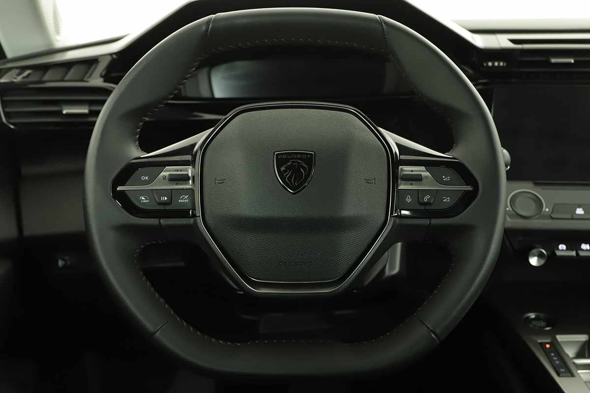 peugeot-308-2024-gasolina-1199cc