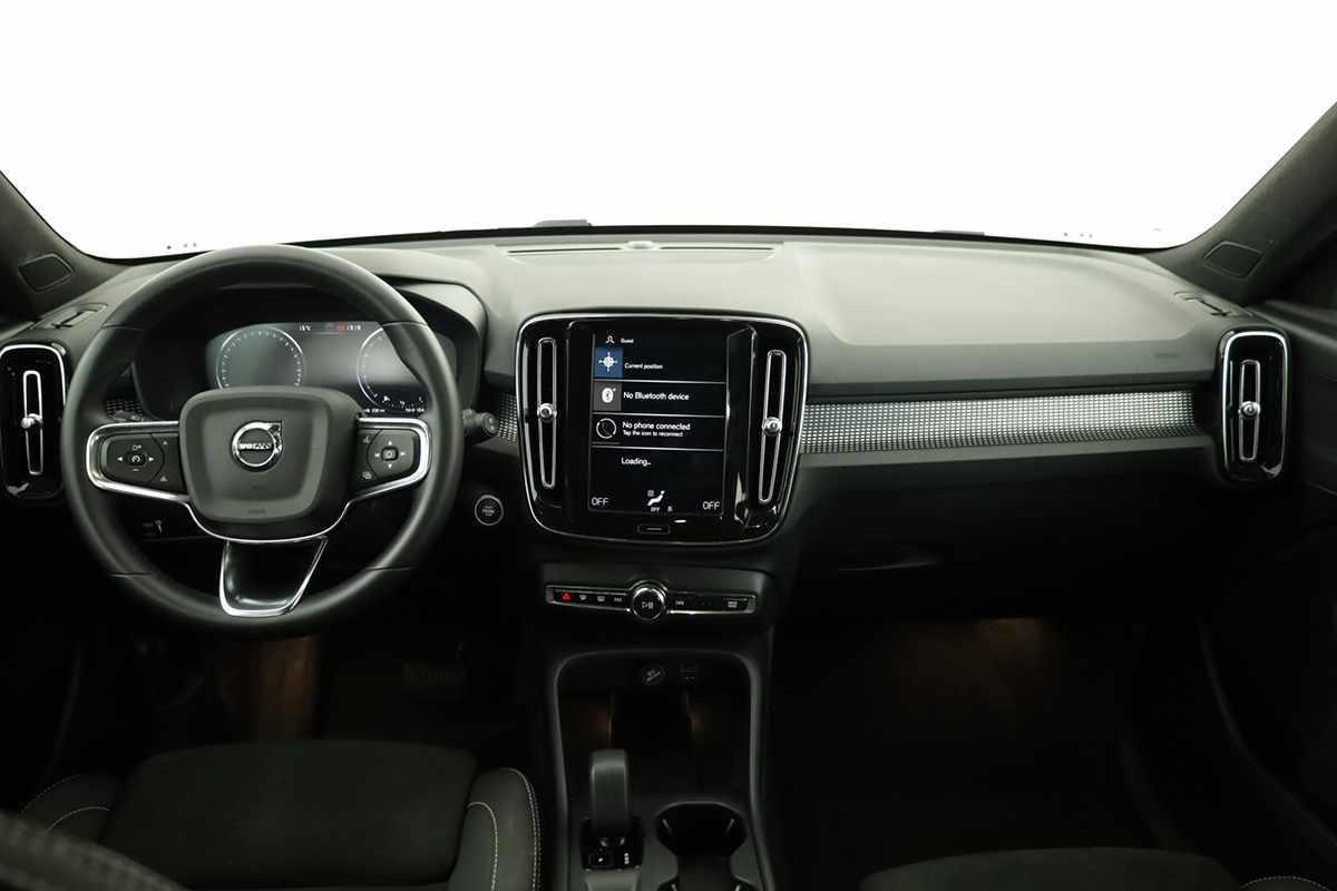 volvo-xc40-2024-gasolina-1477cc