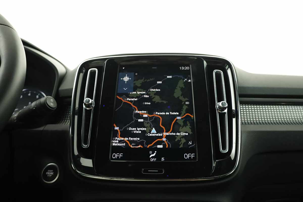 volvo-xc40-2024-gasolina-1477cc