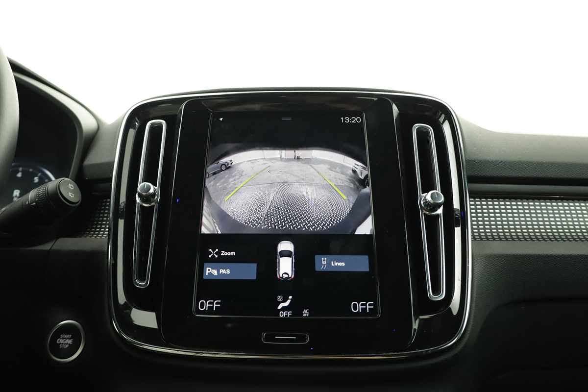 volvo-xc40-2024-gasolina-1477cc