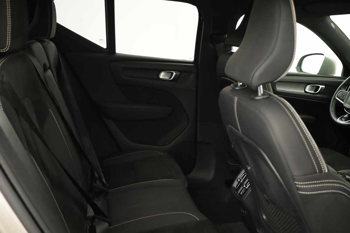 volvo-xc40-2024-gasolina-1477cc