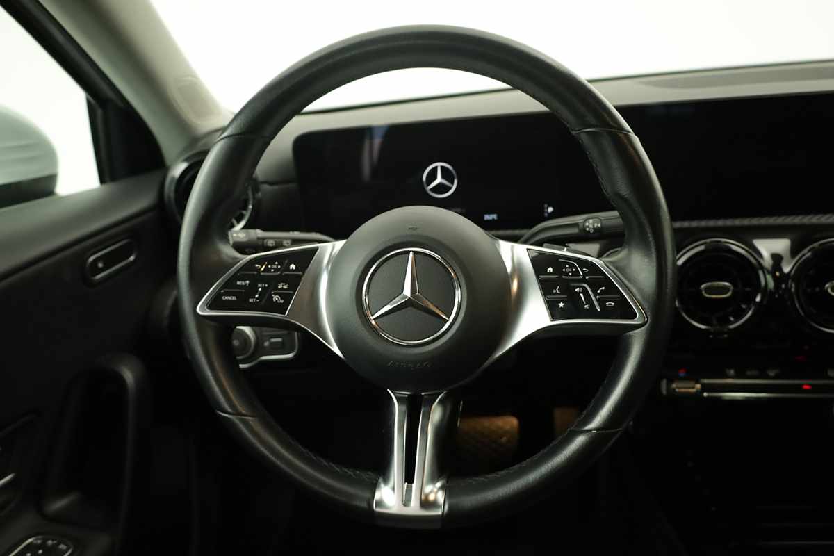 mercedes-benz-classe-a-2024-gasolina-1332cc