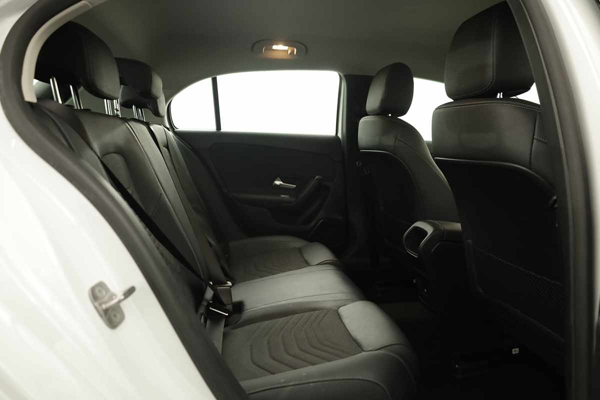 mercedes-benz-classe-a-2024-gasolina-1332cc