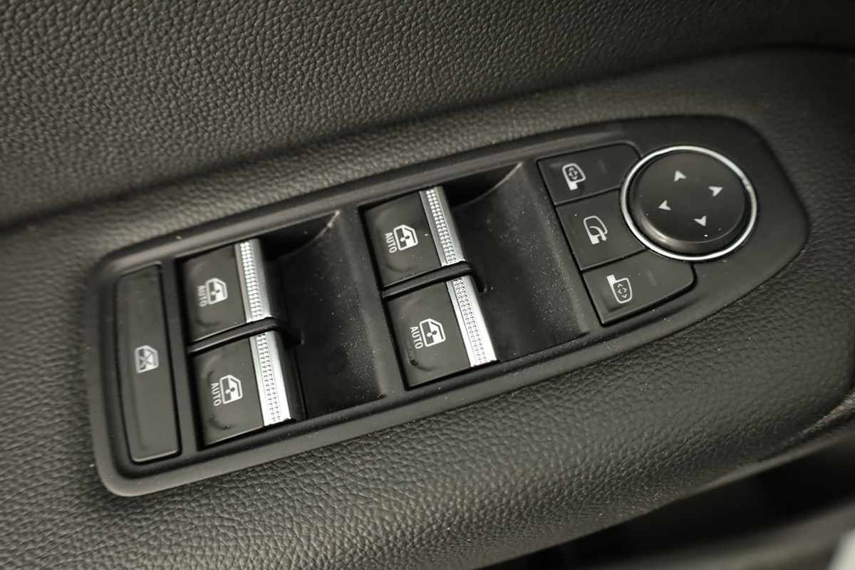 renault-captur-2023-gpl-999cc