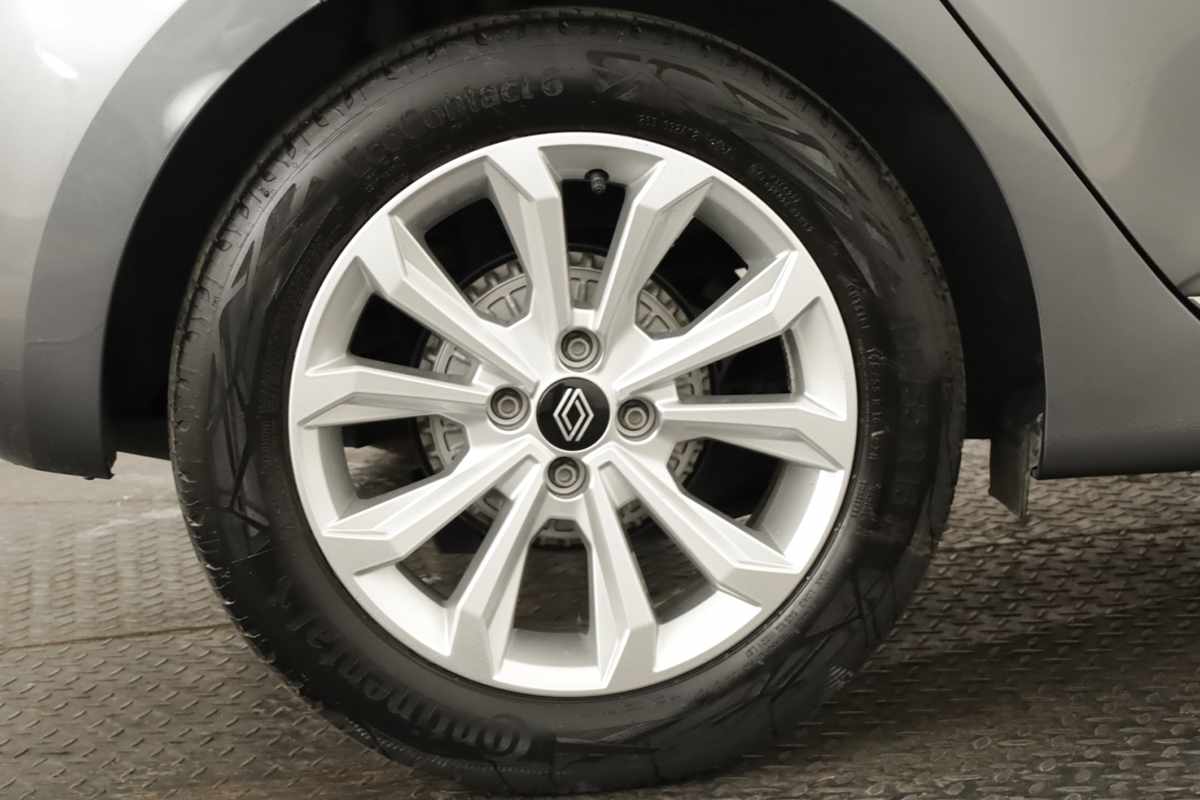 renault-clio-2024-gpl-999cc