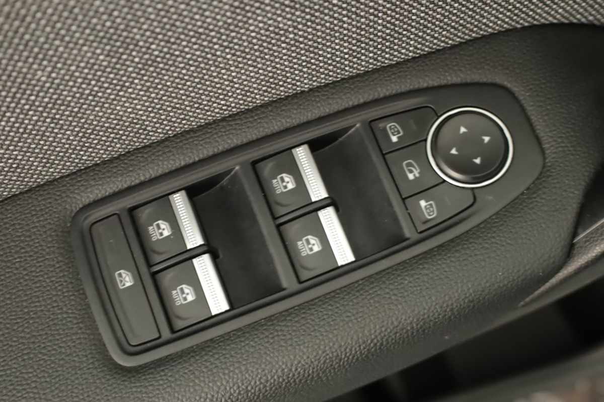 renault-captur-2025-gpl-999cc
