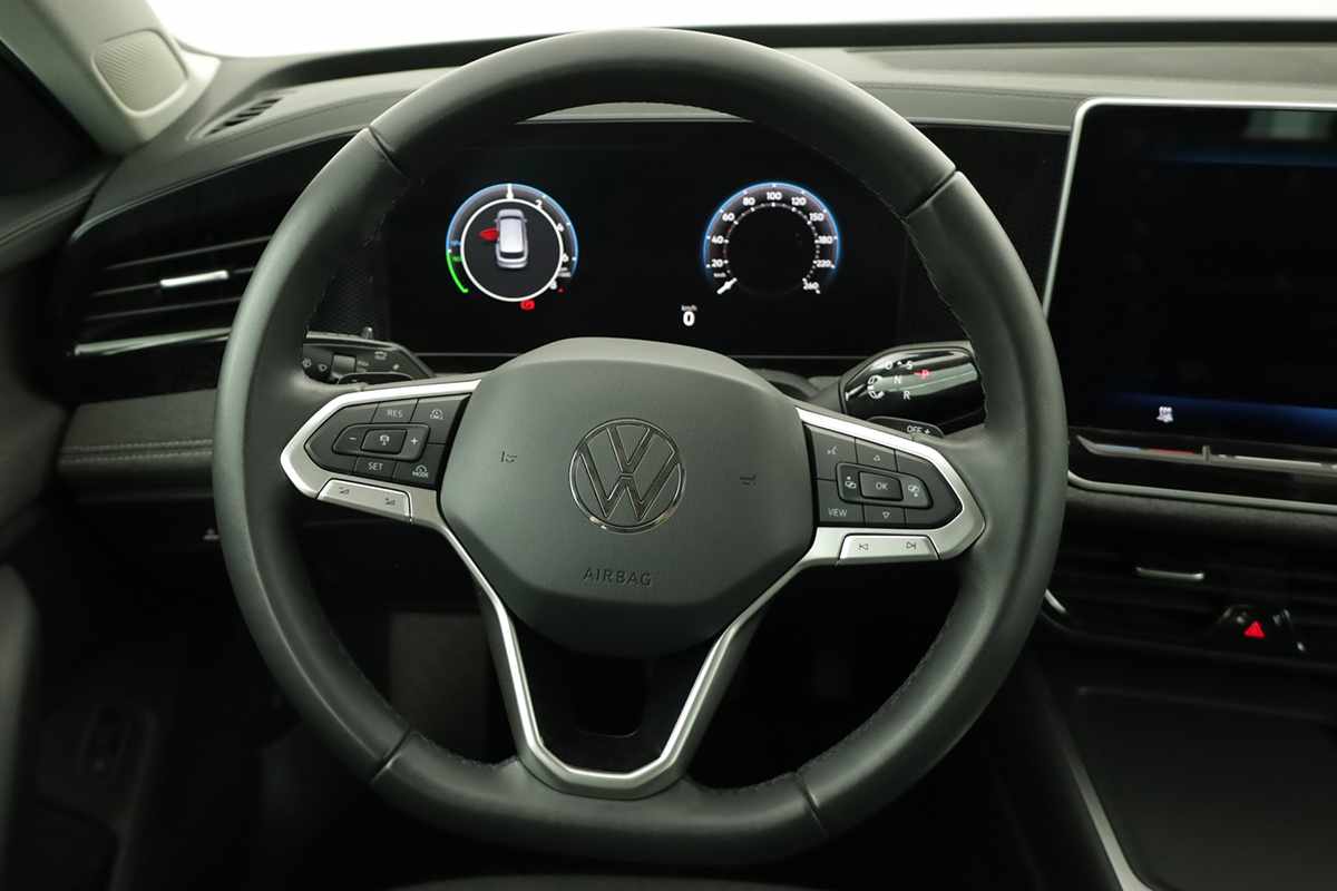 volkswagen-passat-variant-2025-hibrido-a-gasolina-1498cc