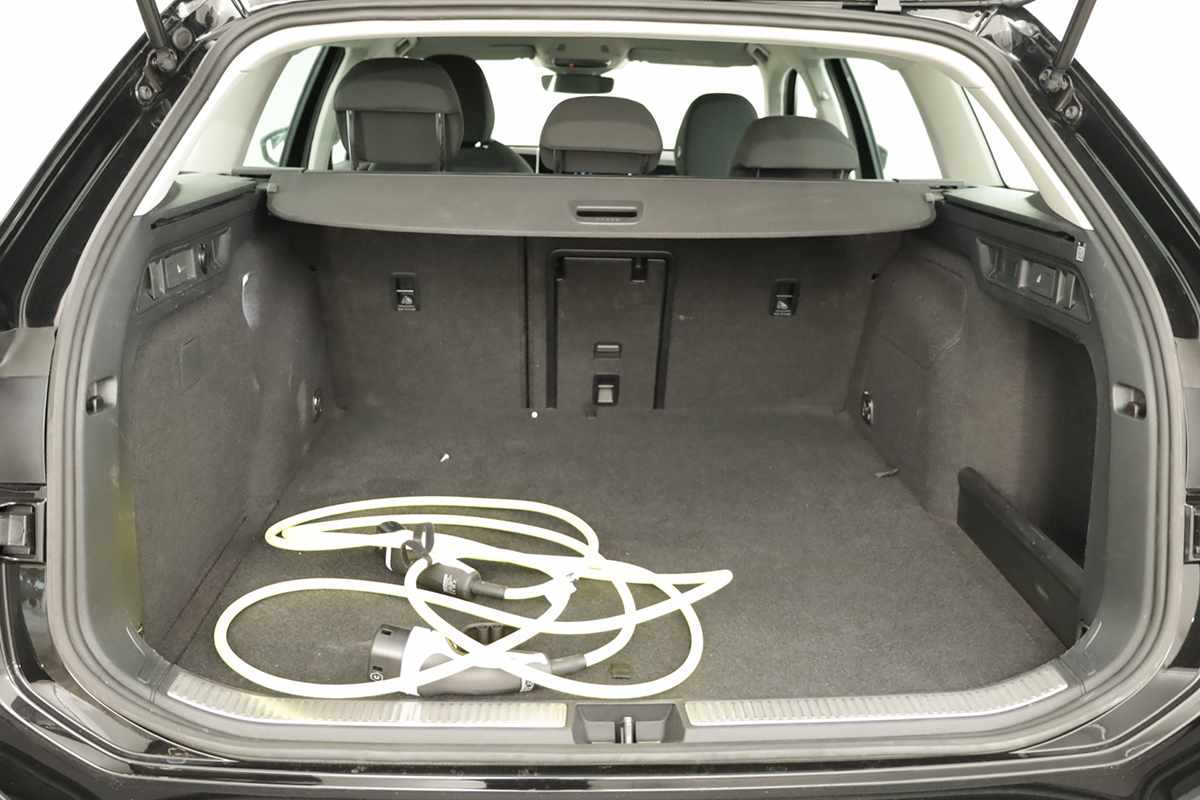 volkswagen-passat-variant-2025-hibrido-a-gasolina-1498cc