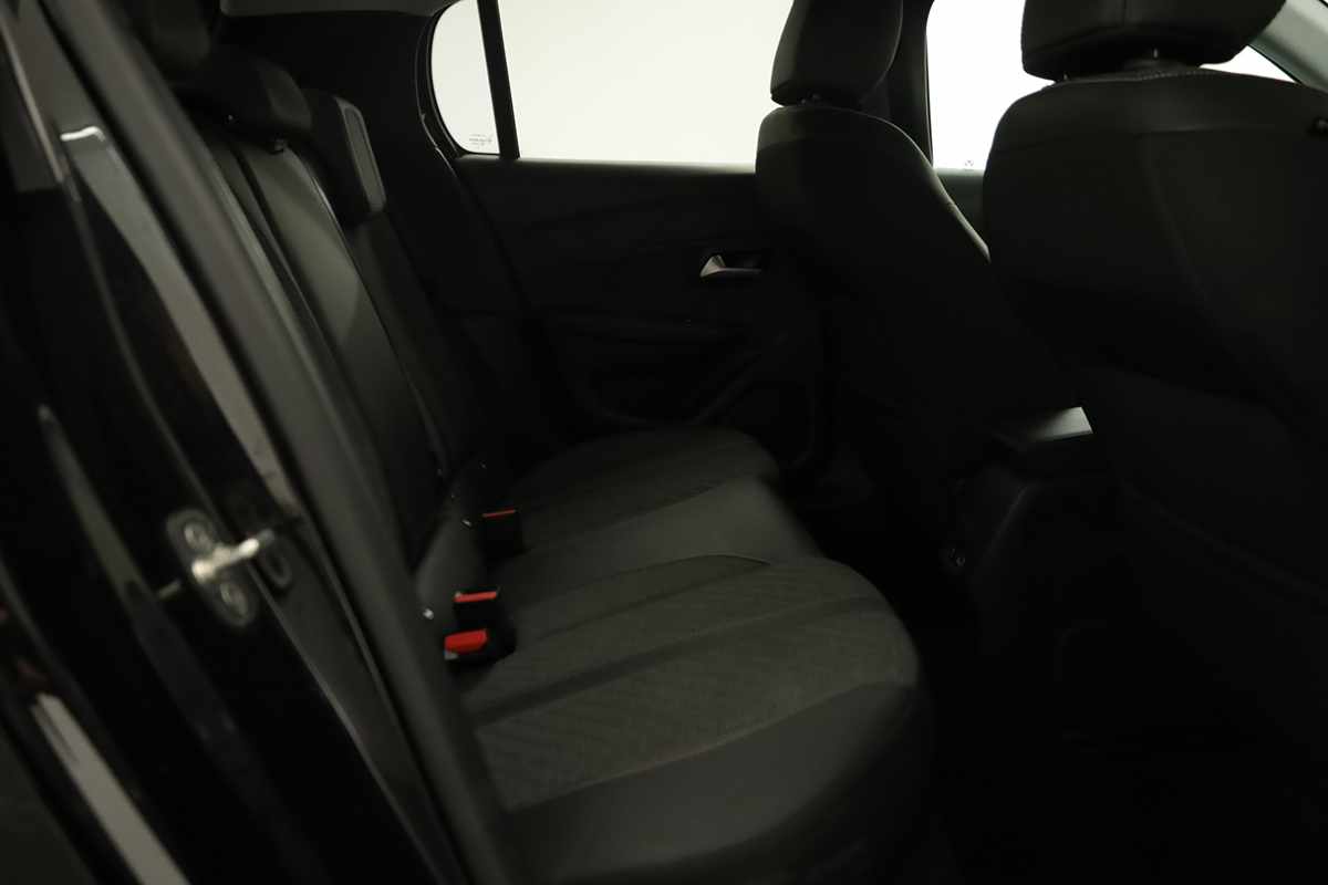 peugeot-208-2025-gasolina-1199cc