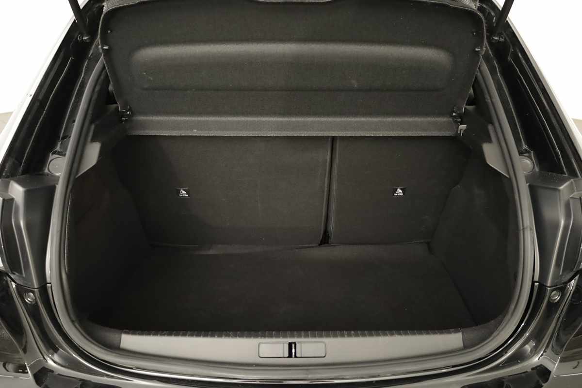 peugeot-208-2025-gasolina-1199cc