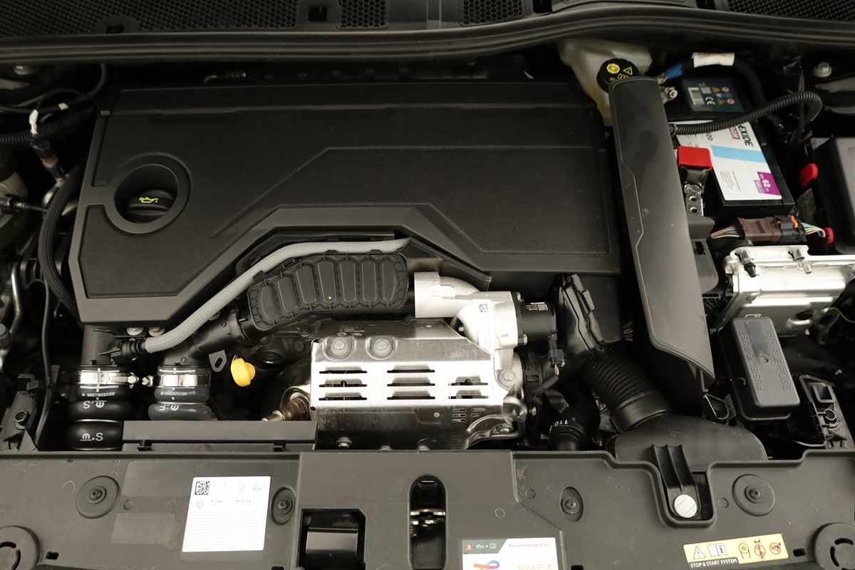 peugeot-208-2025-gasolina-1199cc