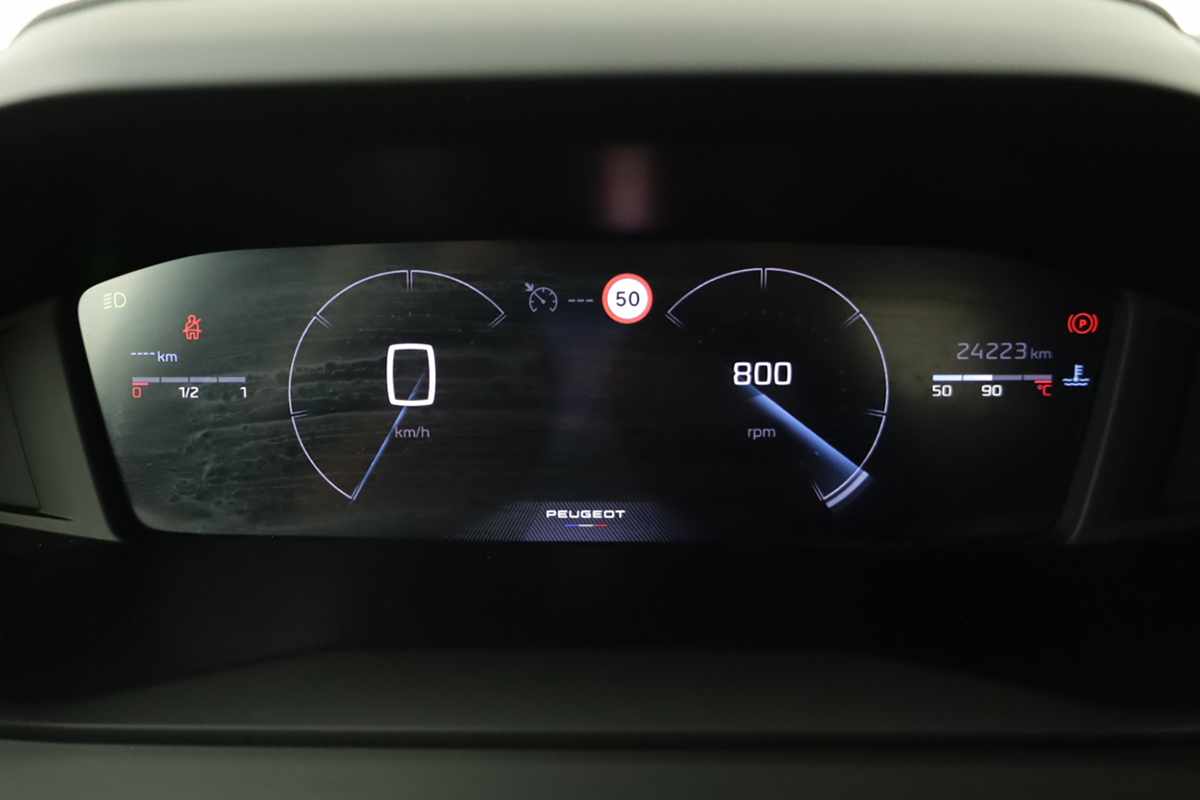 peugeot-2008-2025-gasolina-1199cc