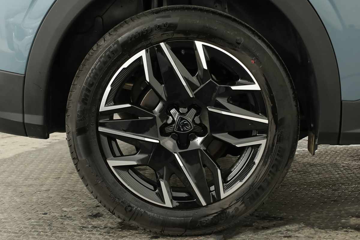 peugeot-3008-2025-gasolina-1199cc