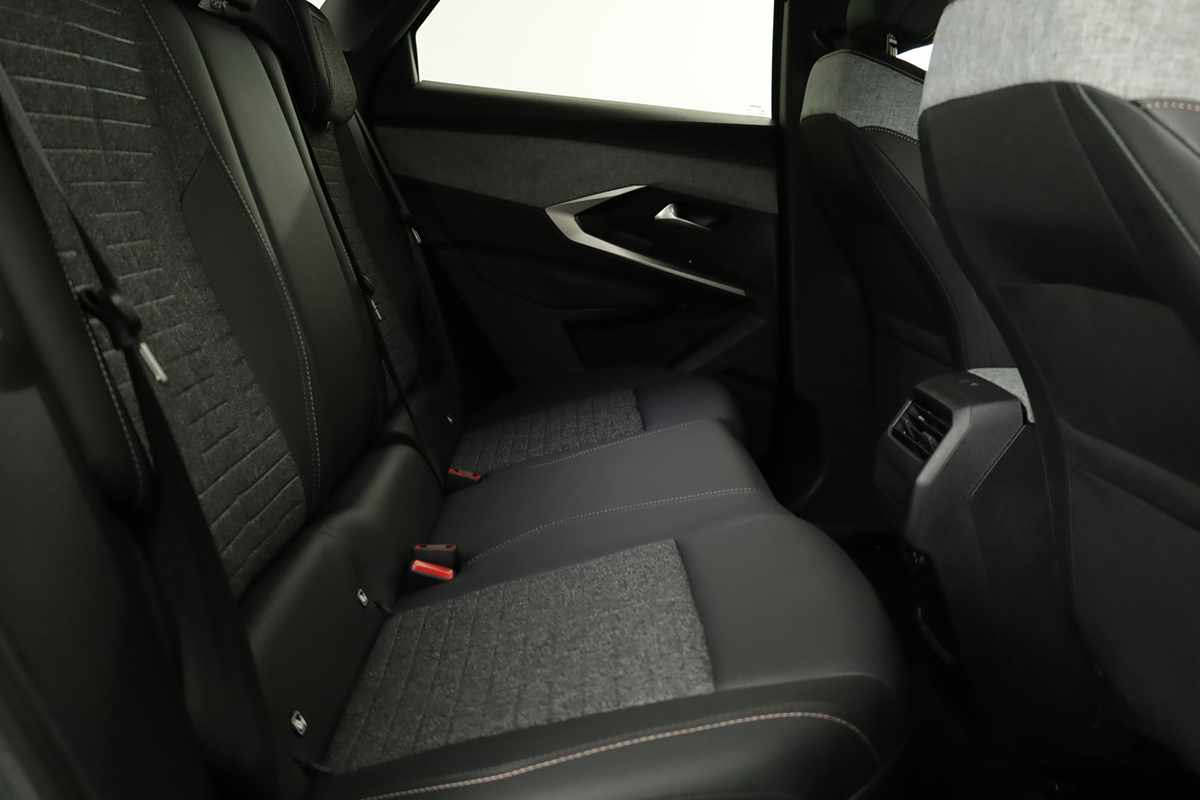 peugeot-3008-2025-gasolina-1199cc