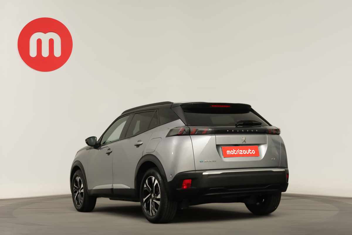 peugeot-e-2008-2023-eletrico-0cc