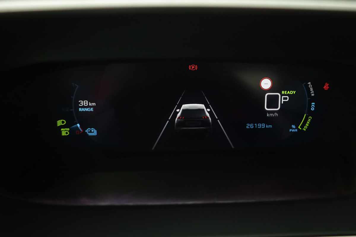 peugeot-e-2008-2023-eletrico-0cc
