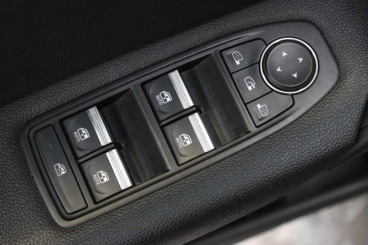 renault-captur-2024-gpl-999cc