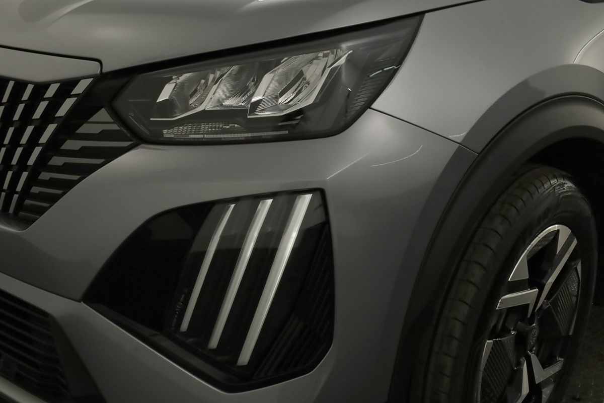 peugeot-2008-2024-gasolina-1199cc