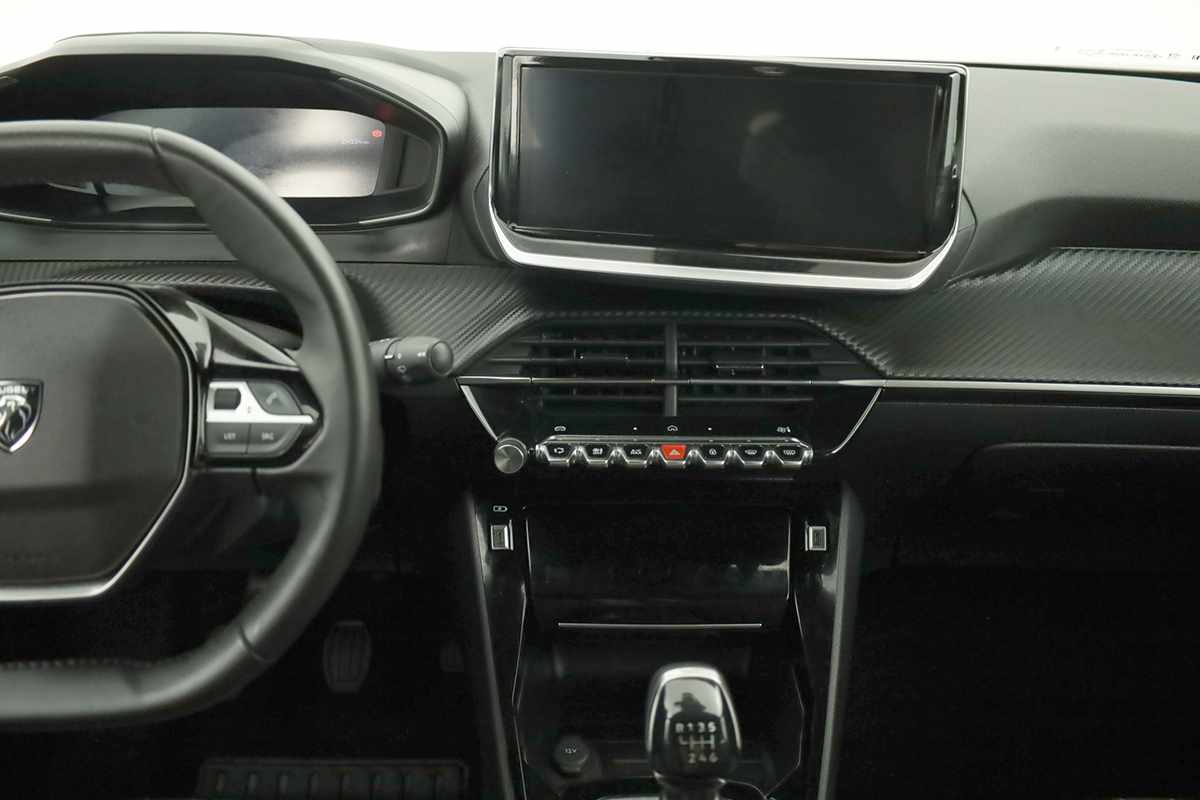 peugeot-2008-2024-gasolina-1199cc