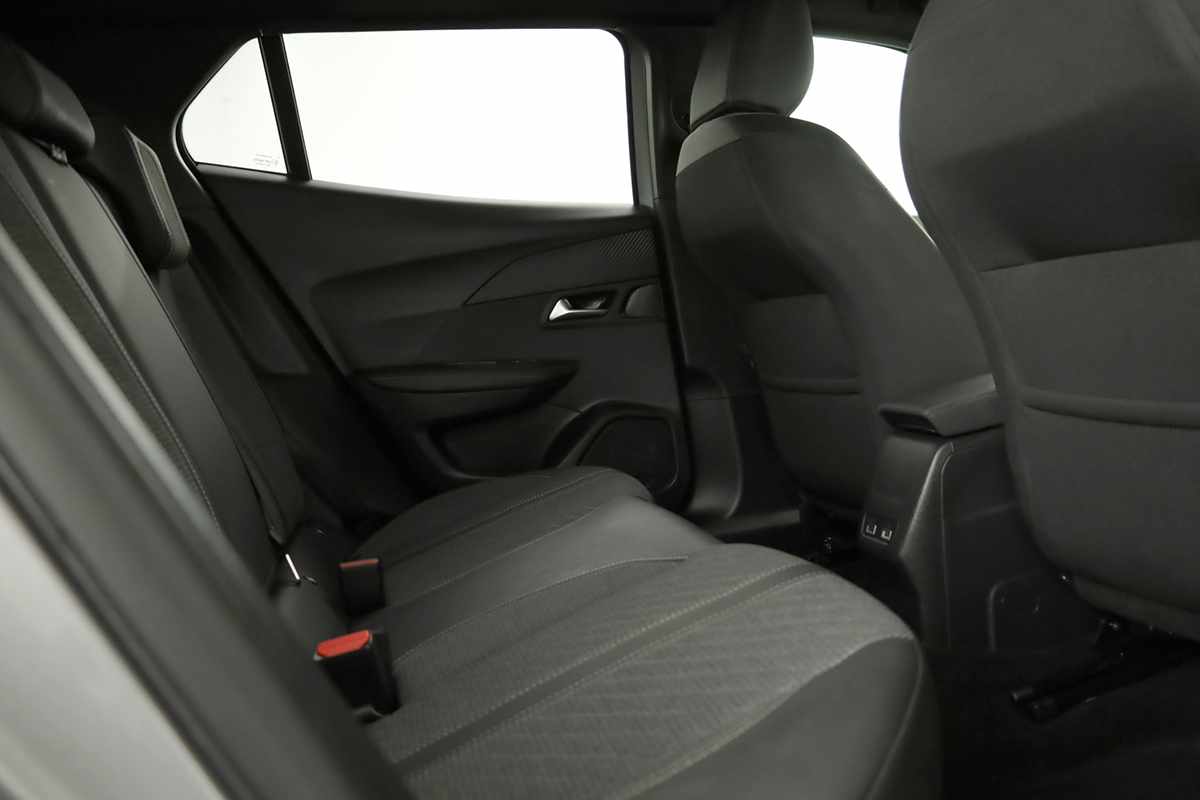 peugeot-2008-2024-gasolina-1199cc