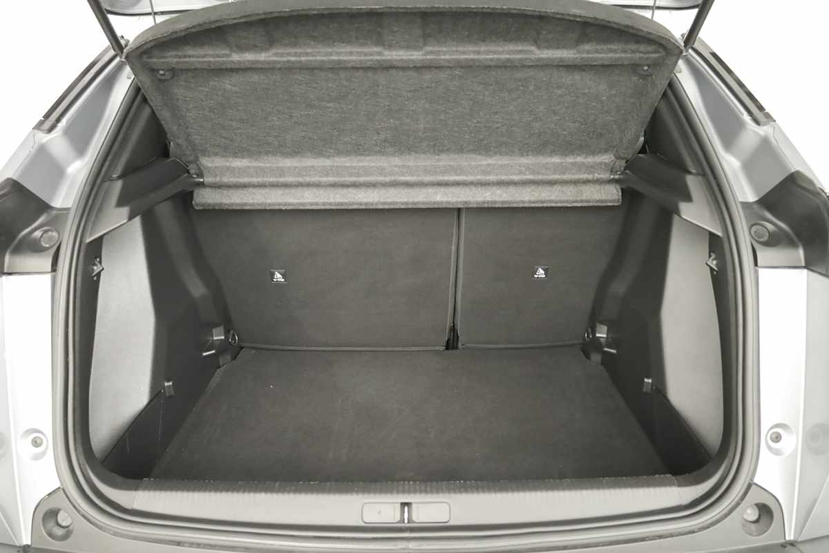 peugeot-2008-2024-gasolina-1199cc