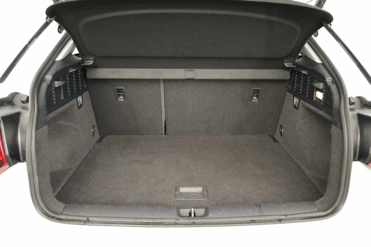 audi-q2-2023-gasolina-1498cc