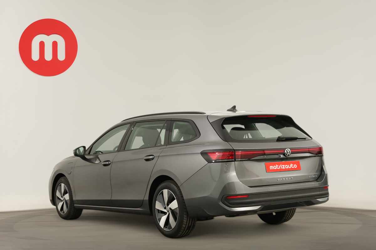volkswagen-passat-variant-2025-hibrido-a-gasolina-1498cc