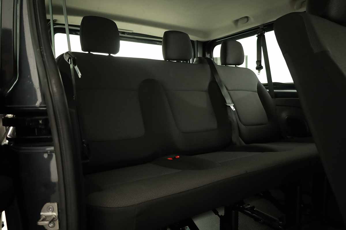 renault-trafic-2024-diesel-1997cc