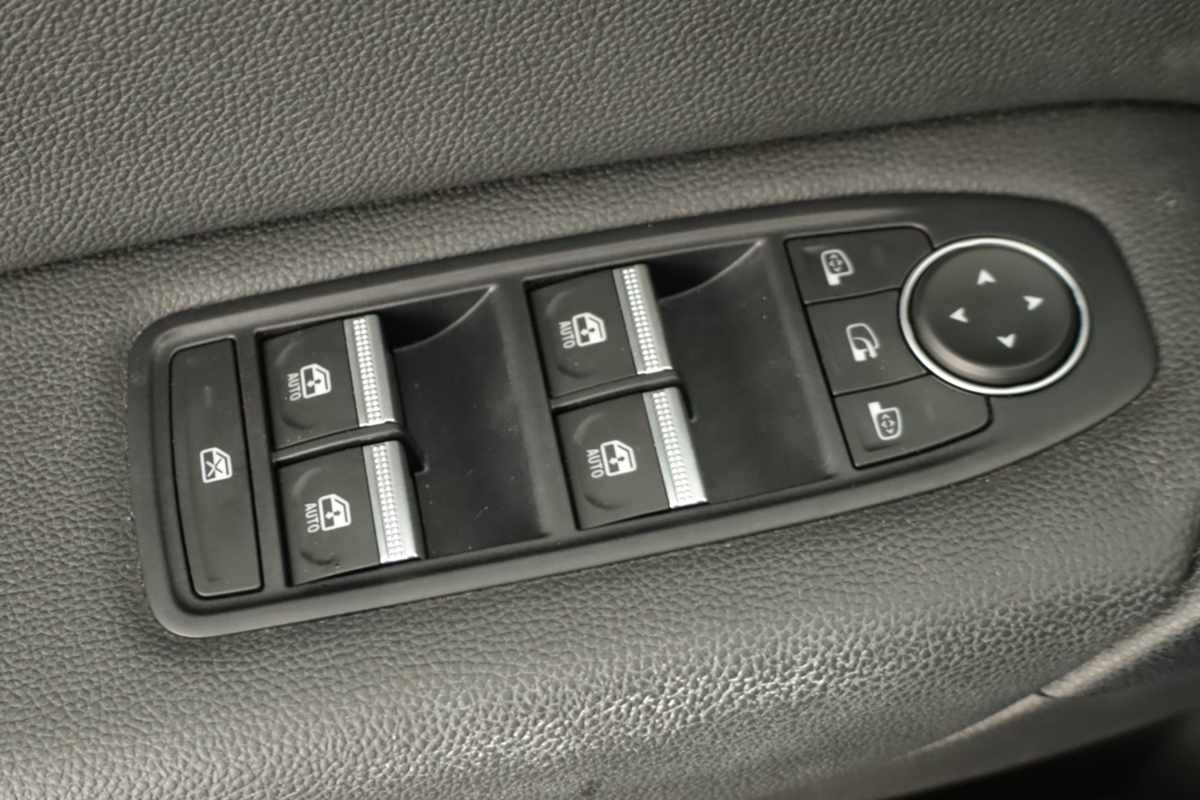 renault-captur-2024-gpl-999cc