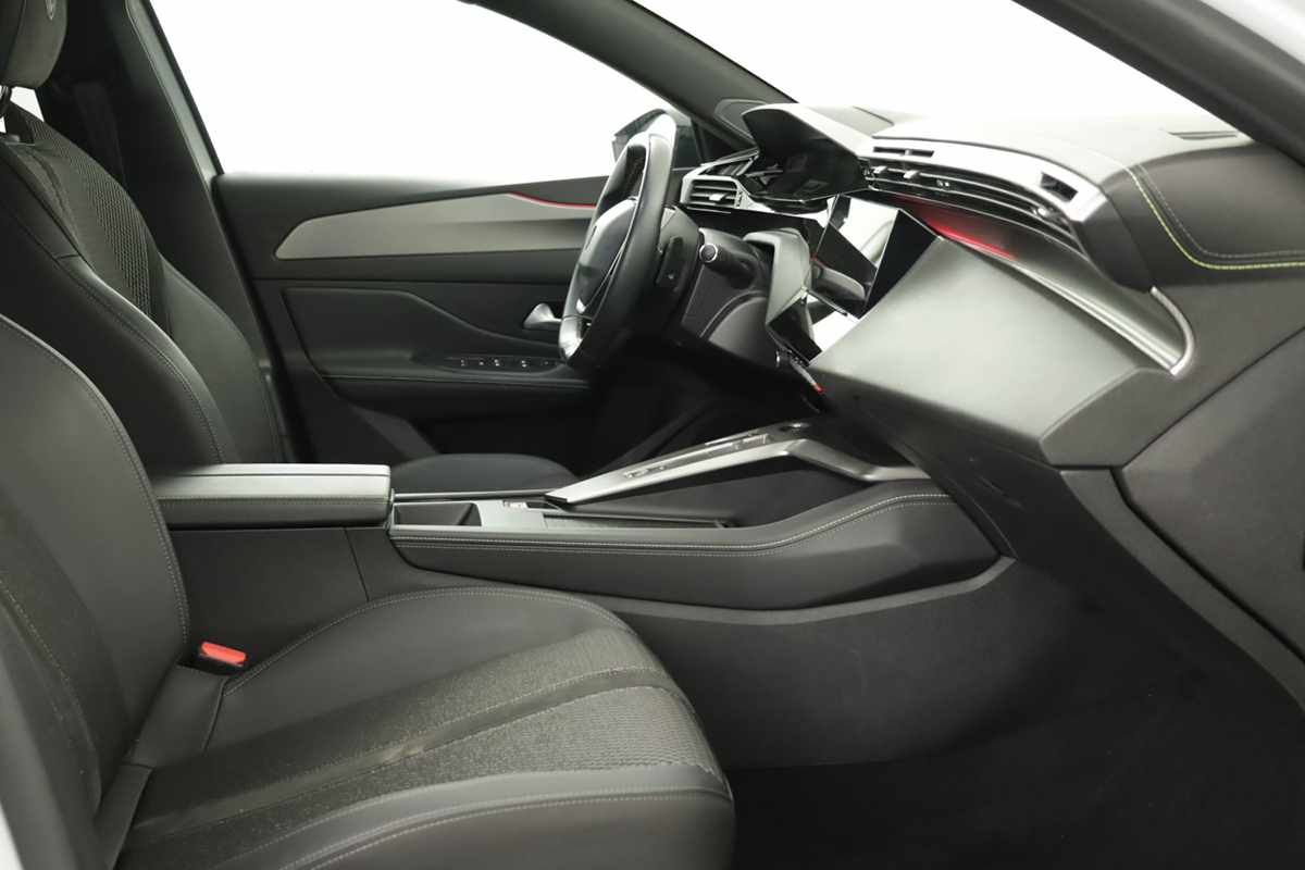 peugeot-308-sw-2024-gasolina-1199cc