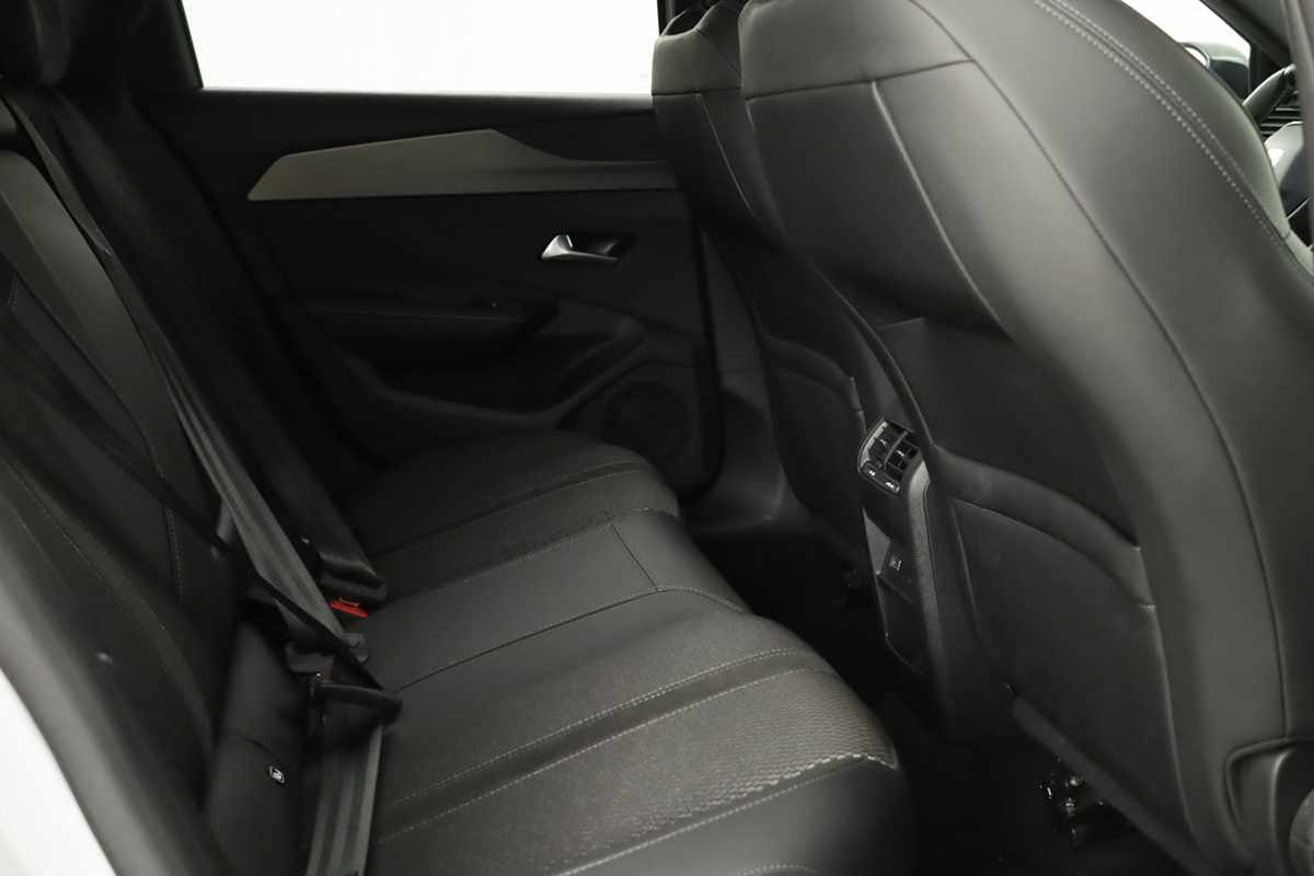 peugeot-308-sw-2024-gasolina-1199cc