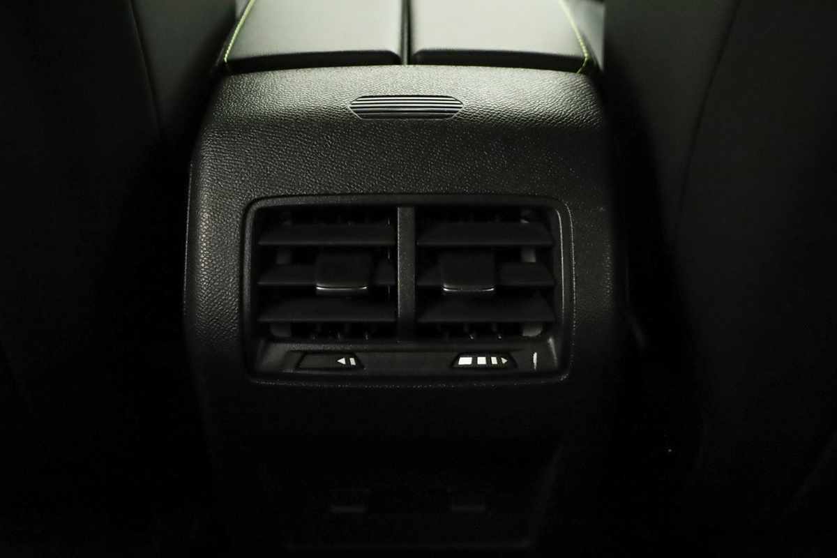 peugeot-308-sw-2024-gasolina-1199cc